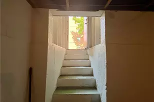 457 Douglas Ave, Providence, RI 02908 - Photo 26