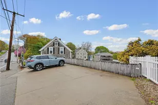 640 S Main St, Woonsocket, RI 02895 - Photo 28