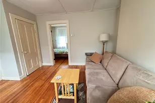 107 Prospect Hill St, Newport, RI 02840 - Photo 2