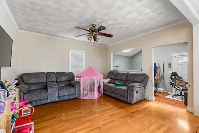 18 Hanover Avenue, Pawtucket, RI 02861 - Photo 18