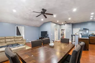 18 Hanover Ave, Pawtucket, RI 02861 - Photo 36