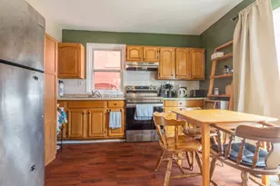 211 Admiral St, Providence, RI 02908 - Photo 6