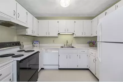 124 Edaville Court, Warwick, RI 02886 - Photo 12