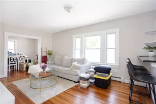 2 Bedlow Ave, Newport, RI 02840 - Photo 20