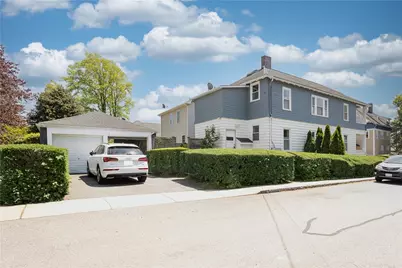 2 Bedlow Avenue, Newport, RI 02840 - Photo 28