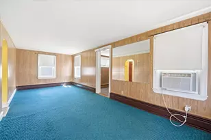 15 Rhodes Ave, East Providence, RI 02915 - Photo 8