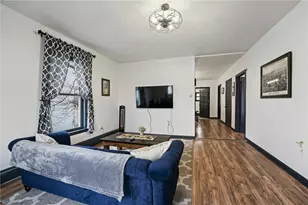 31 Gilmore St, Providence, RI 02907 - Photo 18