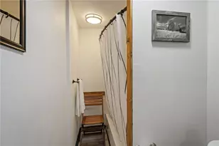 31 Gilmore St, Providence, RI 02907 - Photo 26
