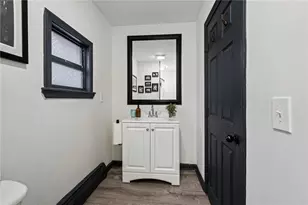 31 Gilmore St, Providence, RI 02907 - Photo 14