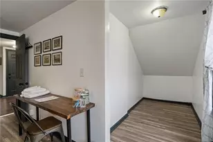 31 Gilmore St, Providence, RI 02907 - Photo 34