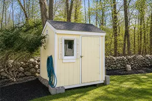 101 Shirley Dr, Cumberland, RI 02864 - Photo 30