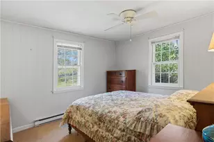 25 Westside Rd, South Kingstown, RI 02879 - Photo 12