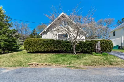 25 Westside Road, South Kingstown, RI 02879 - Photo 2