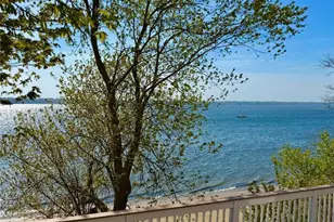 13 Harding Ave, East Providence, RI 02915 - Photo 4