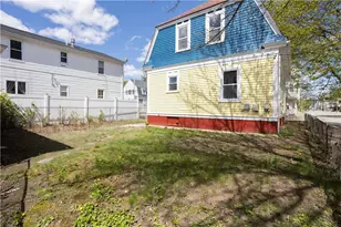 79 Priscilla Ave, Providence, RI 02909 - Photo 4