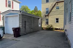398 Willow St, Woonsocket, RI 02895 - Photo 8