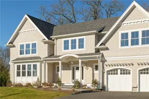 3 Knowlton Ct, Bristol, RI 02809 - Photo 2