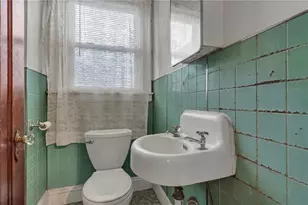 11 Grand View St, Providence, RI 02906 - Photo 18