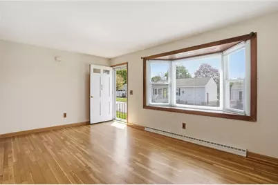 84 West Earle Street, Cumberland, RI 02864 - Photo 10