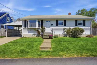 84 West Earle Street, Cumberland, RI 02864 - Photo 2