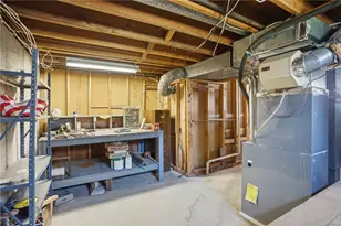 84 W Earle St, Cumberland, RI 02864 - Photo 26