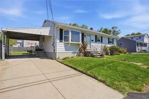 84 W Earle St, Cumberland, RI 02864 - Photo 1