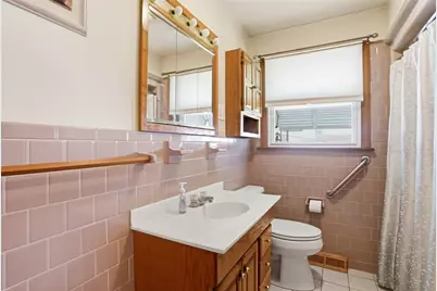 84 West Earle Street, Cumberland, RI 02864 - Photo 18