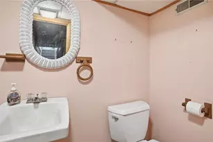 84 W Earle St, Cumberland, RI 02864 - Photo 24