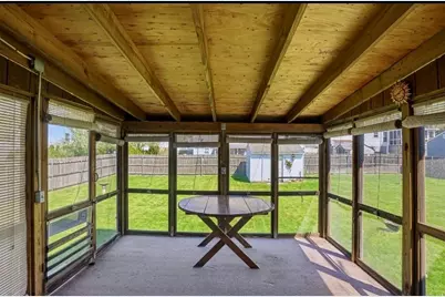 84 West Earle Street, Cumberland, RI 02864 - Photo 20