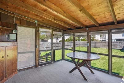 84 West Earle Street, Cumberland, RI 02864 - Photo 20