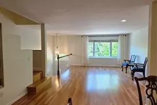 203 Dean Ridge Ct, Cranston, RI 02920 - Photo 6