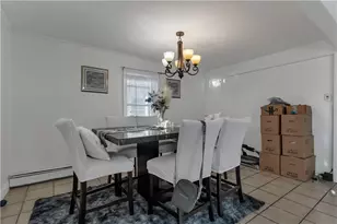 72 Moore St, Central Falls, RI 02863 - Photo 4