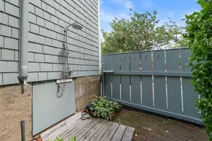 22 Farewell St, Newport, RI 02840 - Photo 34