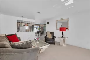 15 Pine St, North Providence, RI 02911 - Photo 16