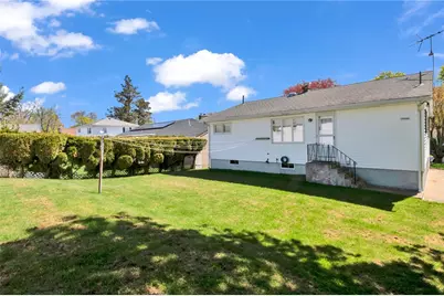 15 Pine Street, North Providence, RI 02911 - Photo 2