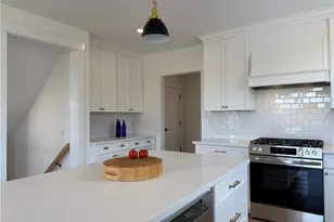 27 Massasoit Ave, Bristol, RI 02809 - Photo 6