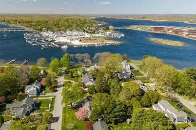 8 Harbour Road, Barrington, RI 02806 - Photo 2