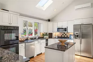8 Harbour Rd, Barrington, RI 02806 - Photo 10