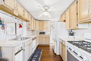 1140 Succotash Rd, Narragansett, RI 02879 - Photo 14