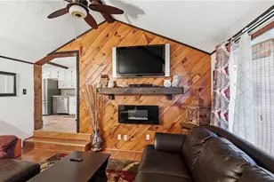 76 Sabra St, Cranston, RI 02910 - Photo 10