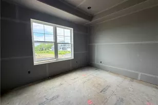 206 Revolution Wy, Portsmouth, RI 02871 - Photo 4