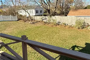 178 Canonchet Dr, Portsmouth, RI 02871 - Photo 30