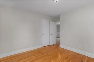 196 Wardlaw Ave, Providence, RI 02908 - Photo 18