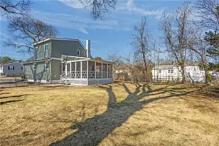 176 Horse Neck Rd, Warwick, RI 02889 - Photo 38