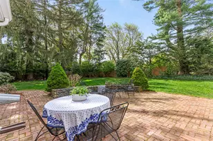 11 Harbour Rd, Barrington, RI 02806 - Photo 2