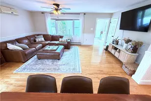 435 Allen Ave, South Kingstown, RI 02879 - Photo 4