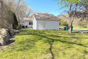 435 Allen Ave, South Kingstown, RI 02879 - Photo 18