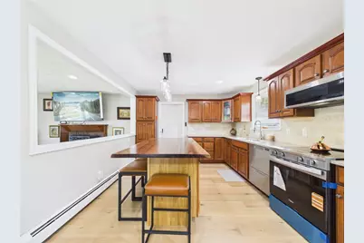 711 Nate Whipple Highway, Cumberland, RI 02864 - Photo 8