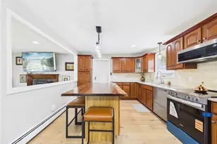 711 Nate Whipple Hwy, Cumberland, RI 02864 - Photo 8
