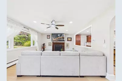 711 Nate Whipple Highway, Cumberland, RI 02864 - Photo 18